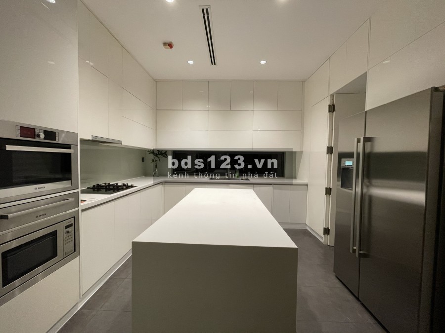 CHO THUÊ VILLA 200M2 HẦM 3 LẦU 4PN FULL NT AN PHÚ QUẬN 2