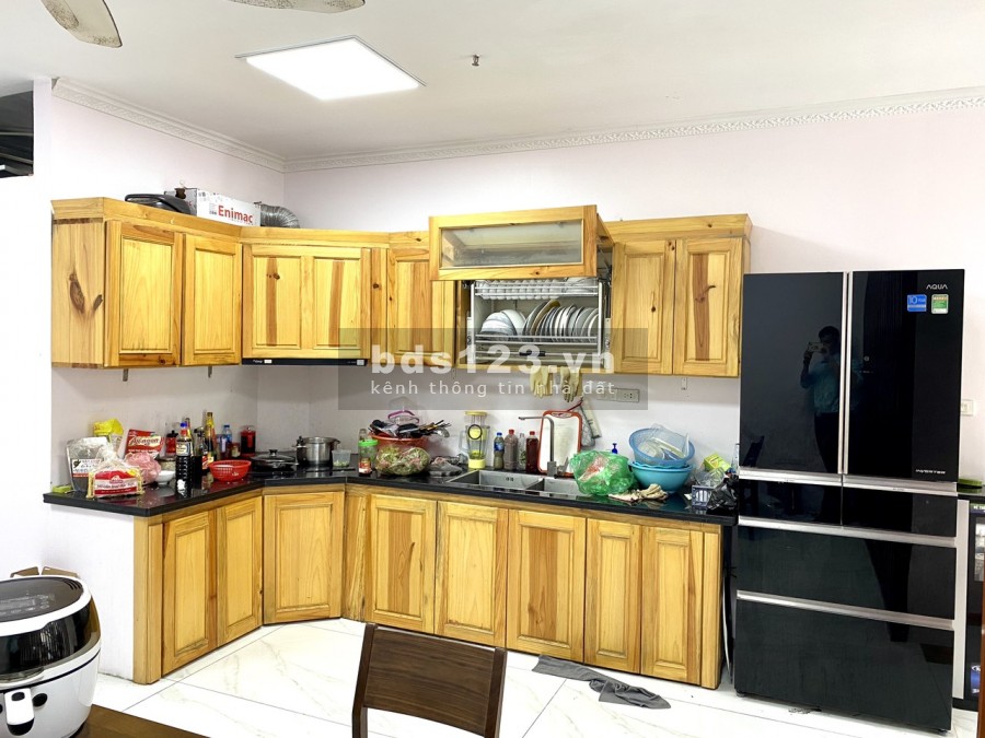 Hạ Giá Bán Gấp, Phố Bồ Đề, ngõ thoáng, 44m2, chỉ hơn 3 tỷ