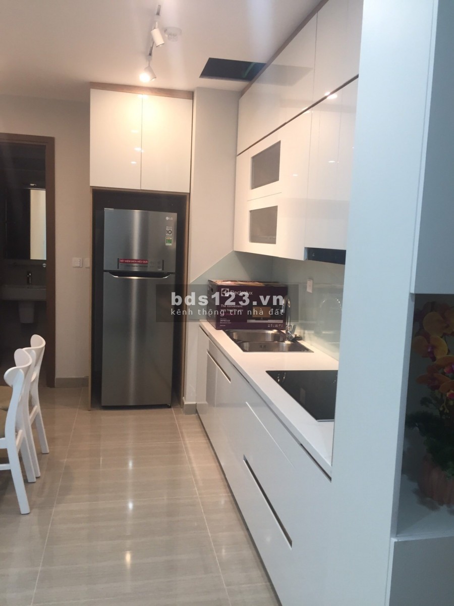 Cần bán gấp 58m2 Ciputra, 2 ngủ cơ bản, ban công bắc, cửa chính Tây Nam, giá chỉ 2.4 tỷ
