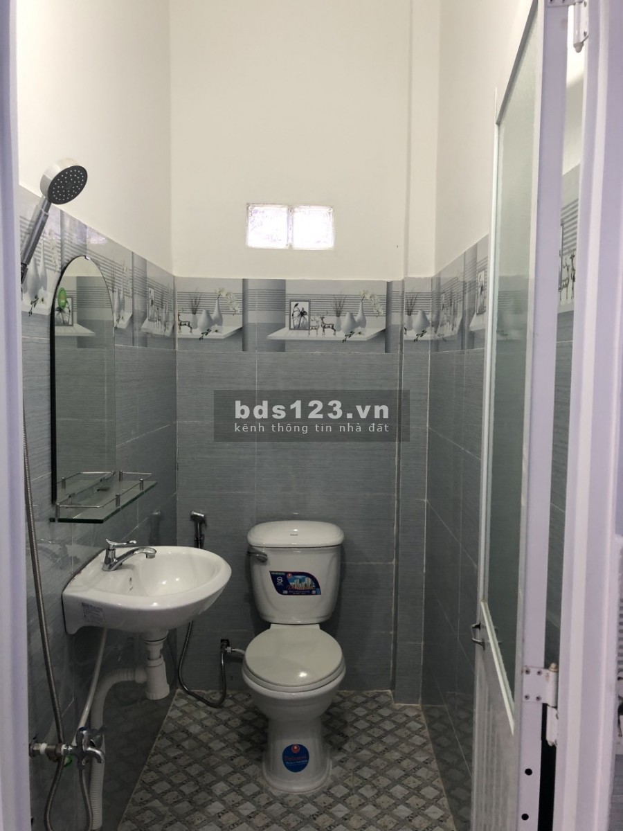 Nhà 1L 2PN 96M2 hẻm thông 5m, Lê Văn Khương Q12