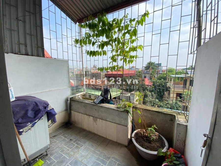 Ô TÔ ĐỖ CỔNG - GẦN PHỐ TÂY TRÀ - KHU VỰC ĐÁNG SỐNG