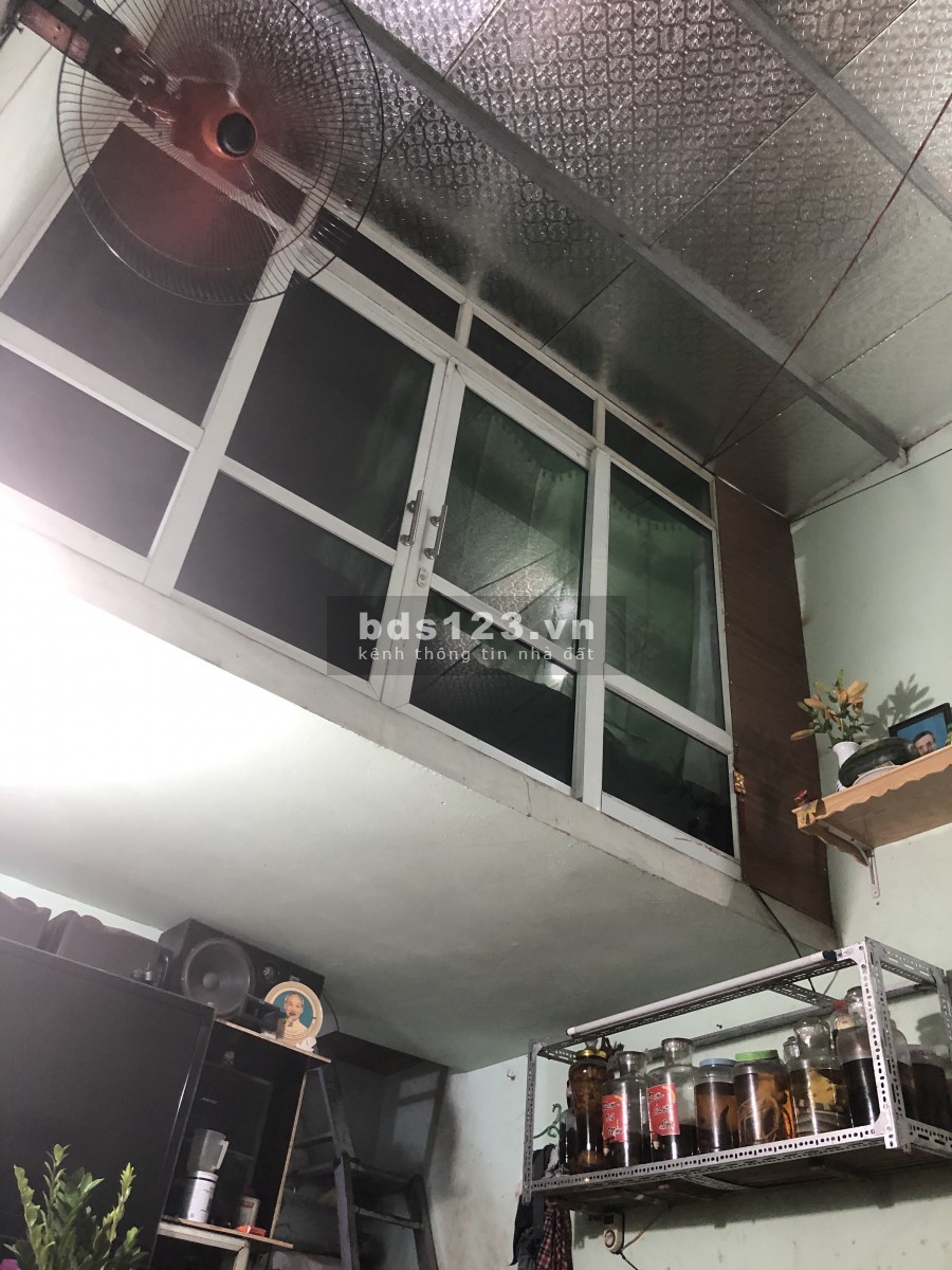 Bán nhà 31m2 giá 1.95 tỷ Mặt Đường Đại Lộ Thăng Long, Vân…