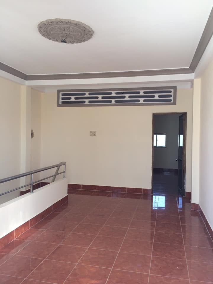 Bán gấp Nhà HXH 6M 373/11B Lý Thường Kiệt, Phường 8, Quận Tân Bình, 55m2, 4 Tầng, giá 5 tỷ 1 MTG