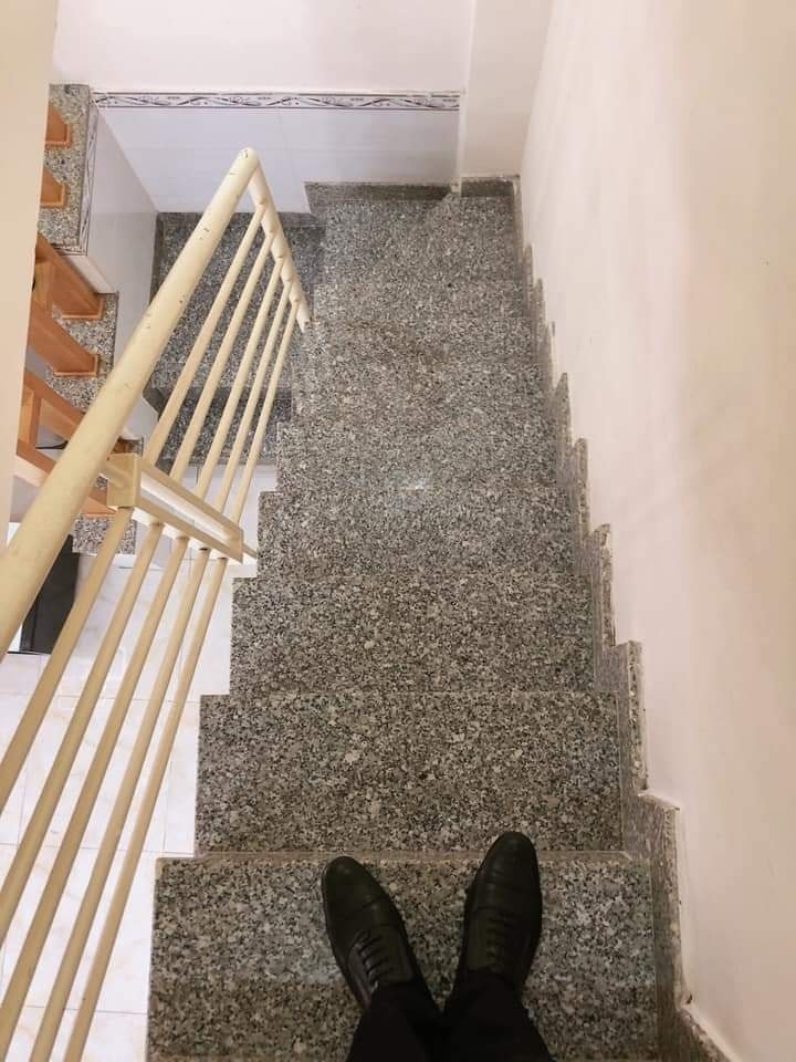 Nhà đường Bùi Thị Xuân, Phường 5, Tân Bình, xách vali ở ngay 40 m2 nhỉnh 4 tỷ