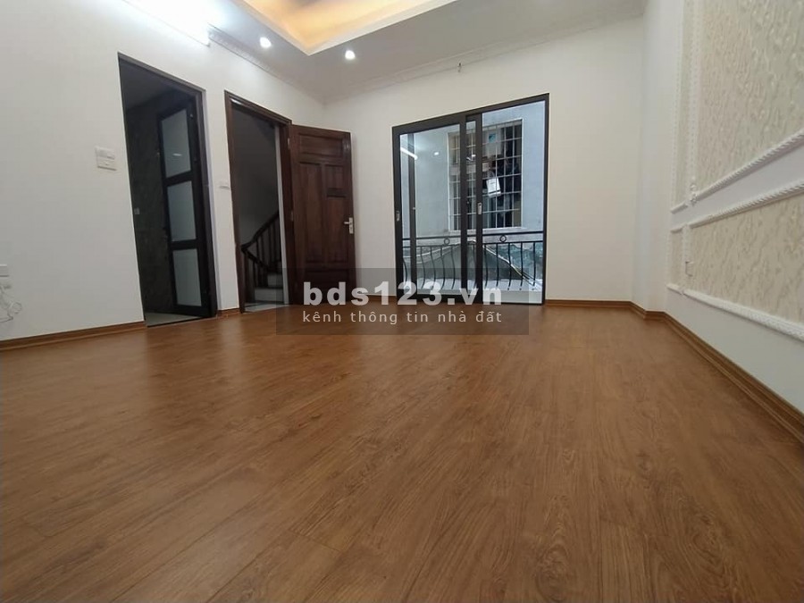 HÀNG HIẾM KHÓ KIẾM 3.6TỶ 5TẦNG 37M BÙI XƯƠNG TRẠCH THANH XUÂN FULL ĐỒ