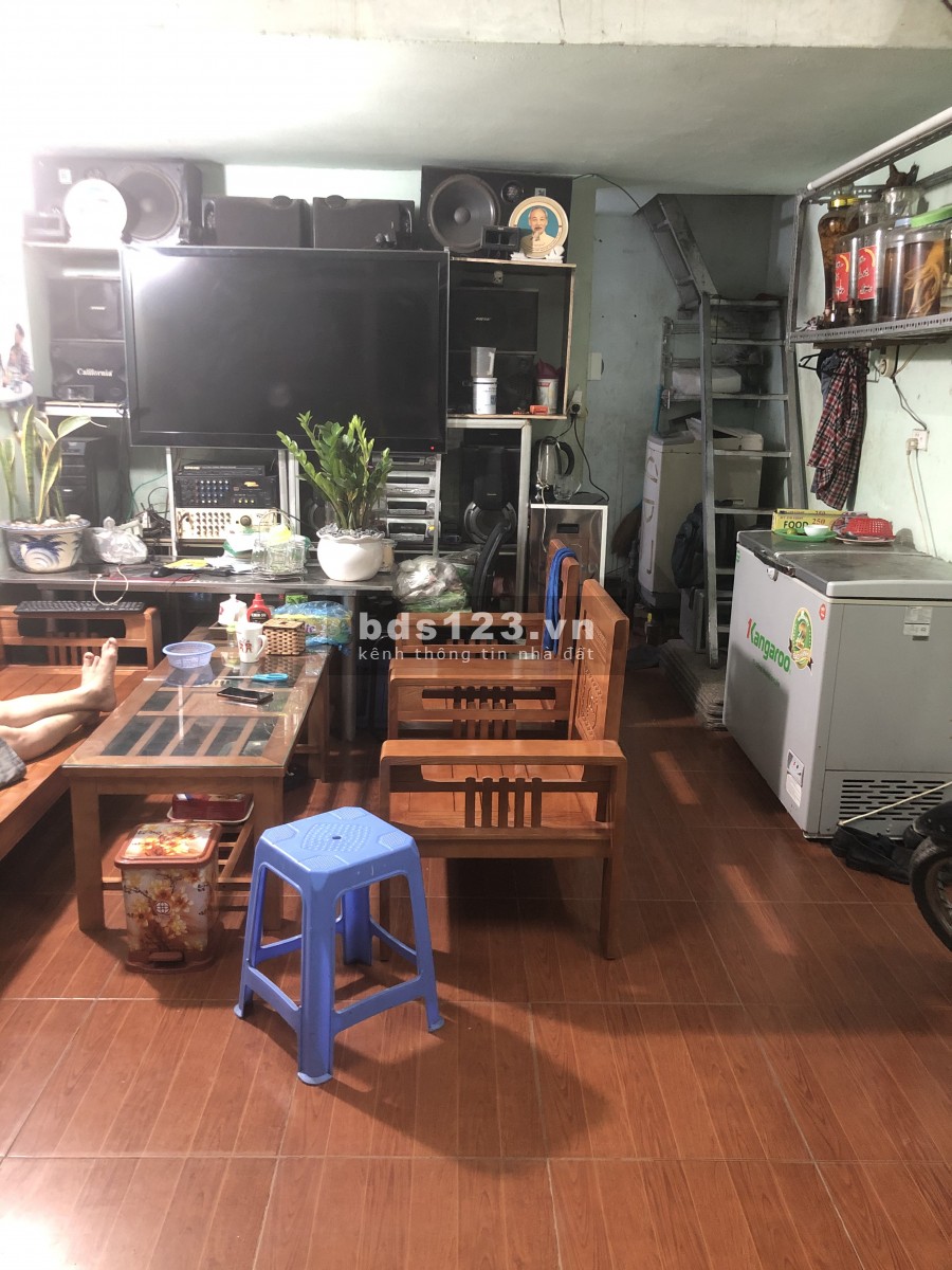 Bán nhà 31m2 giá 1.95 tỷ Mặt Đường Đại Lộ Thăng Long, Vân…