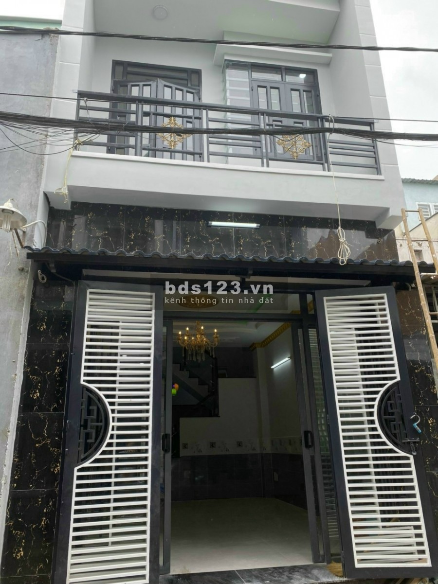 Cần tiền bán gấp nhà Hóc Môn giá 970 triệu