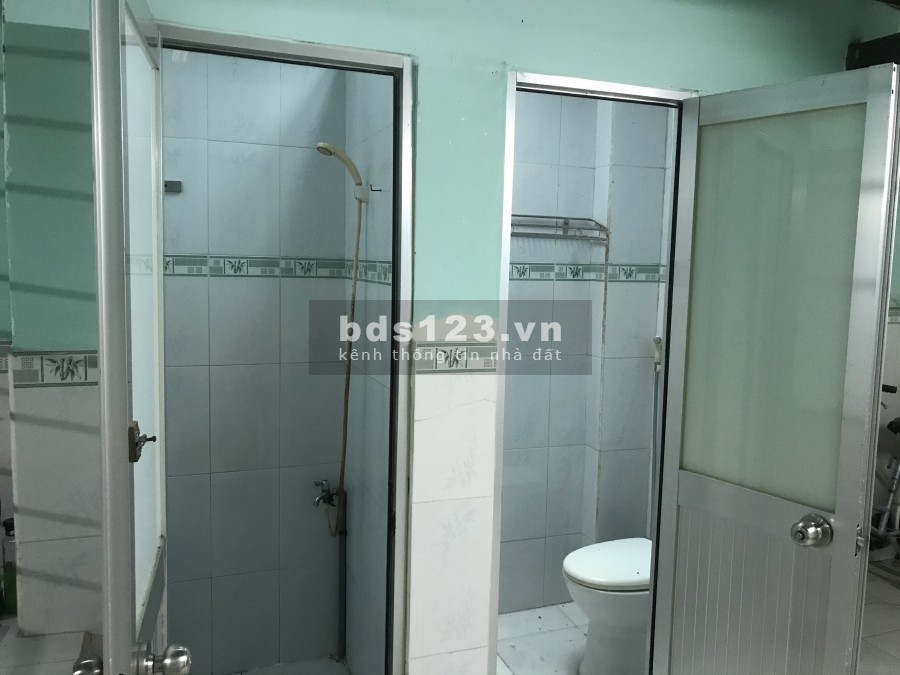 Cho thuê nhà trống nguyên căn 1 trệt 1 lửng 1 lầu