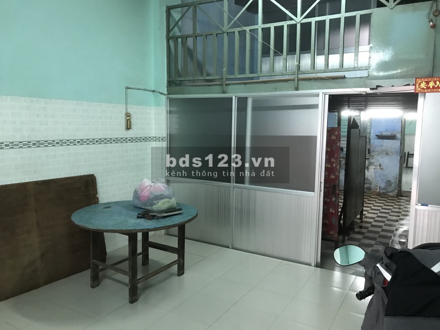 Cho thuê nhà trống nguyên căn 1 trệt 1 lửng 1 lầu