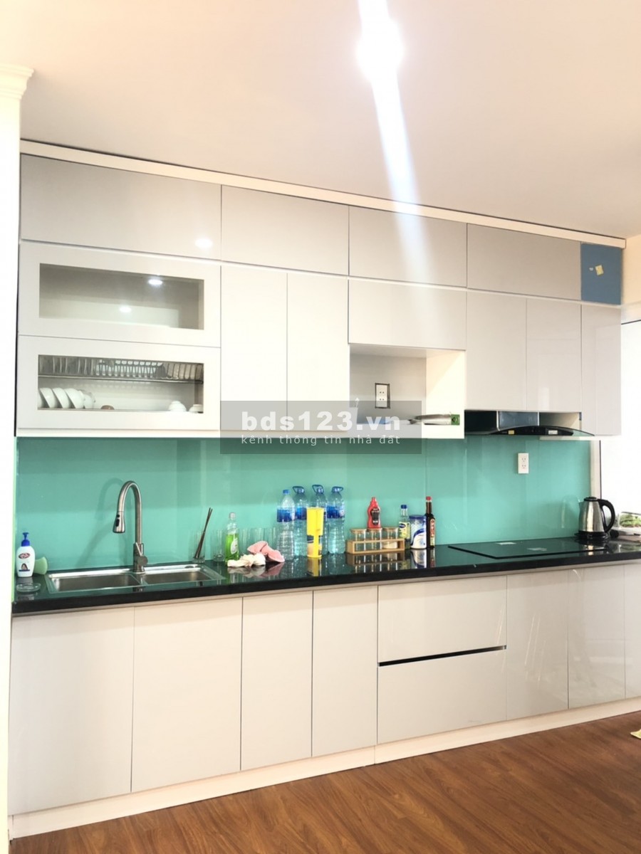 Cho thuê căn hộ chung cư Học Viện Quốc Phòng. 3 PN.2VS. 136m2. Đầy đủ nội thất.
