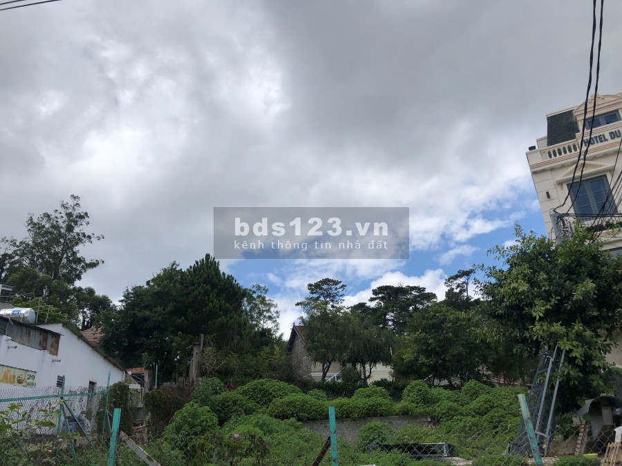 Bán đất tại Đường Hoàng Văn Thụ, Đà Lạt, Lâm Đồng diện tích 670m2 giá 75 Tỷ