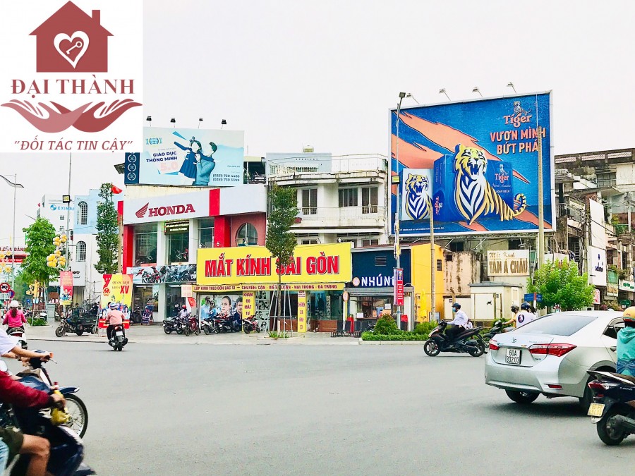 Bán nhà mặt tiền ngay công viên biên hùng. 3 tầng
