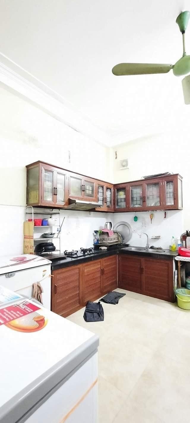 Cực Hiếm Bán Nhà 60m2 Đường Láng Đống Đa 4 Tầng Sân Riêng Giá Nhỉnh 5 Tỷ