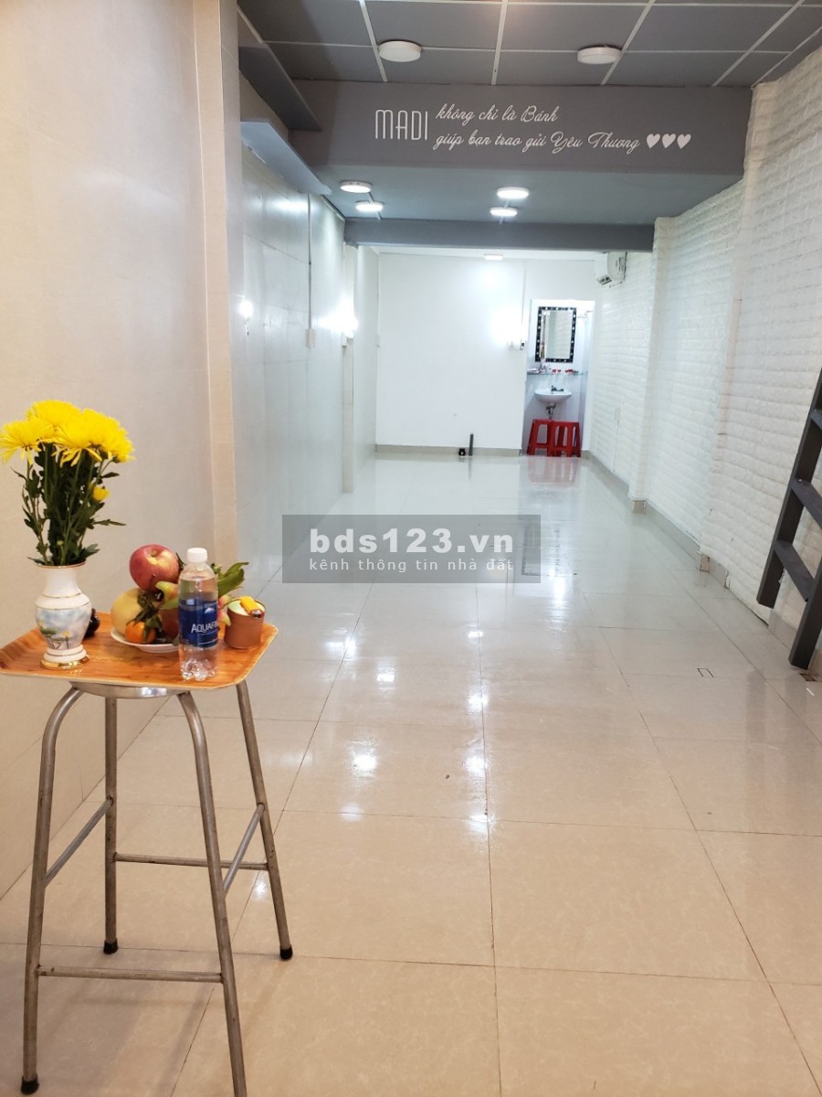 Nhà 1 sẹc cho thuê trên đường Paster Quận 1 - nhà mới như hình hẻm xe 3 gác trệt trống suốt gần bên hông ngân hàng nhà nước Việt Nam