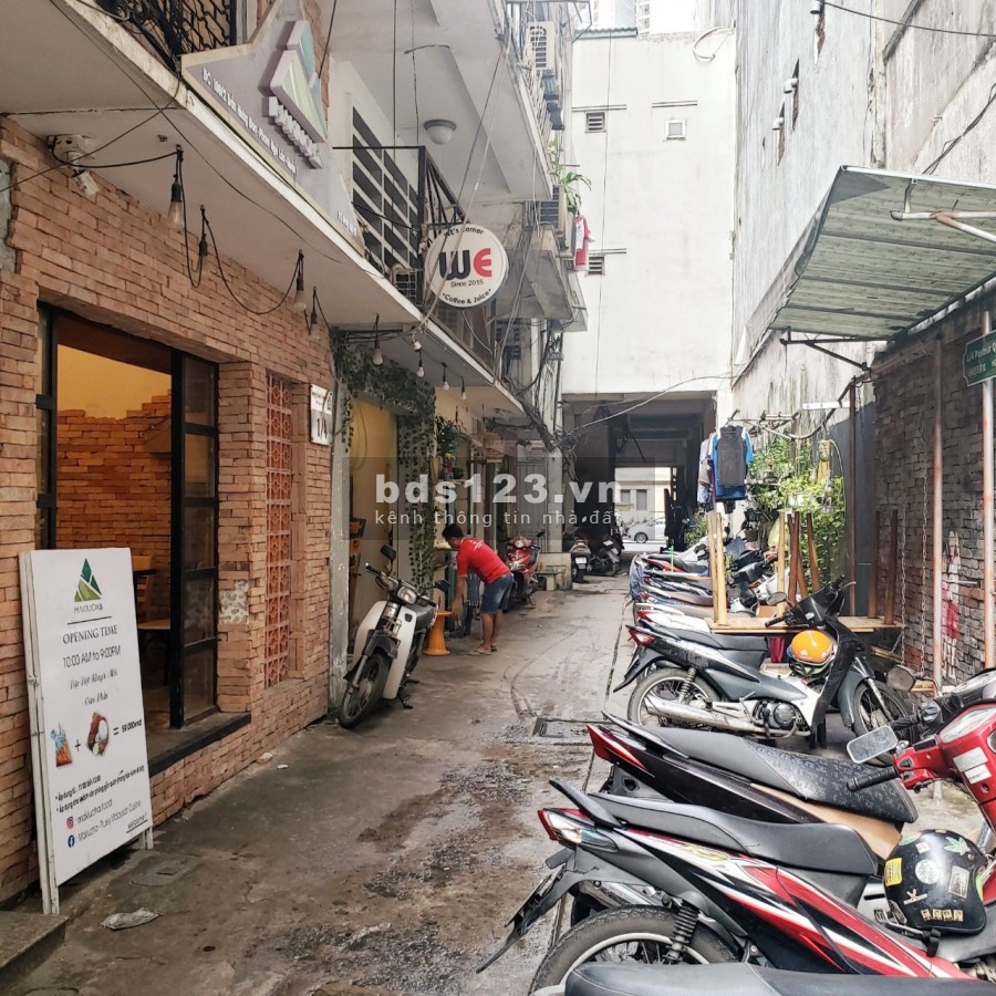 Nhà 1 sẹc cho thuê trên đường Paster Quận 1 - nhà mới như hình hẻm xe 3 gác trệt trống suốt gần bên hông ngân hàng nhà nước Việt Nam
