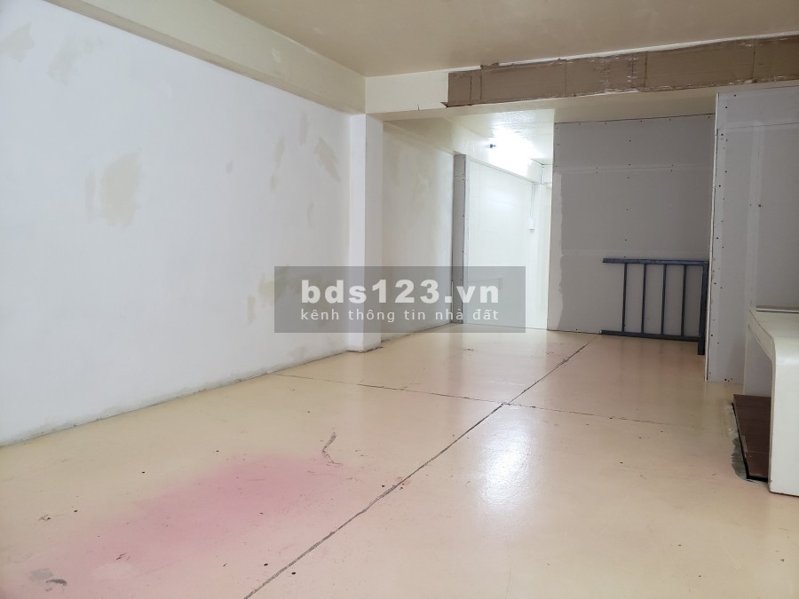 Nhà 1 sẹc cho thuê trên đường Paster Quận 1 - nhà mới như hình hẻm xe 3 gác trệt trống suốt gần bên hông ngân hàng nhà nước Việt Nam