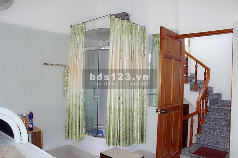 Nhà rộng, HXT tránh. Cạnh Ngân hàng ACB Phan Huy Ích, Tân Bình. 6,9 tỷ