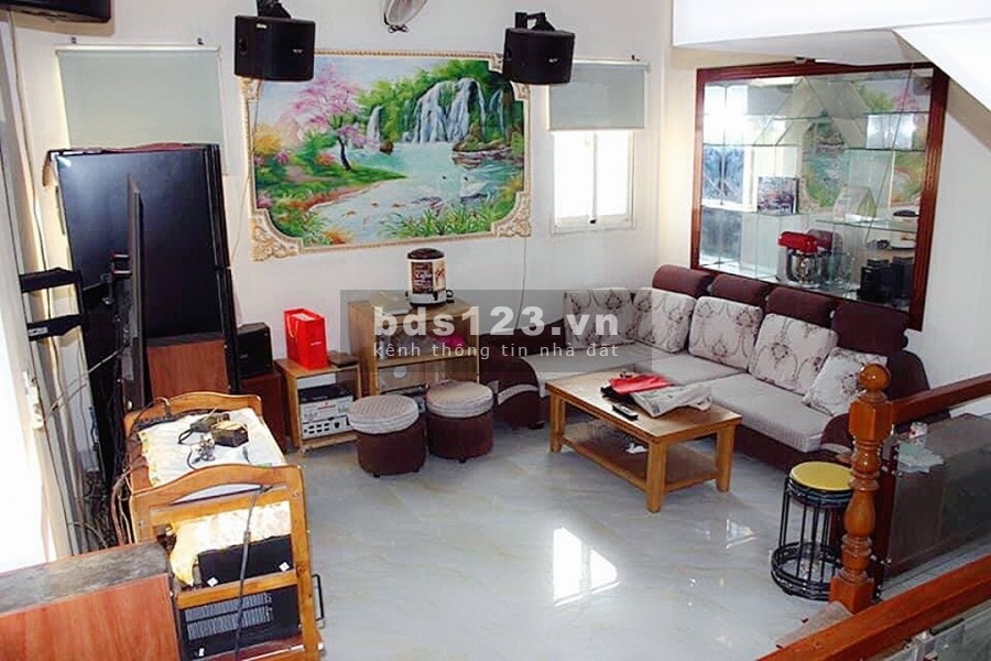 Nhà rộng, HXT tránh. Cạnh Ngân hàng ACB Phan Huy Ích, Tân Bình. 6,9 tỷ