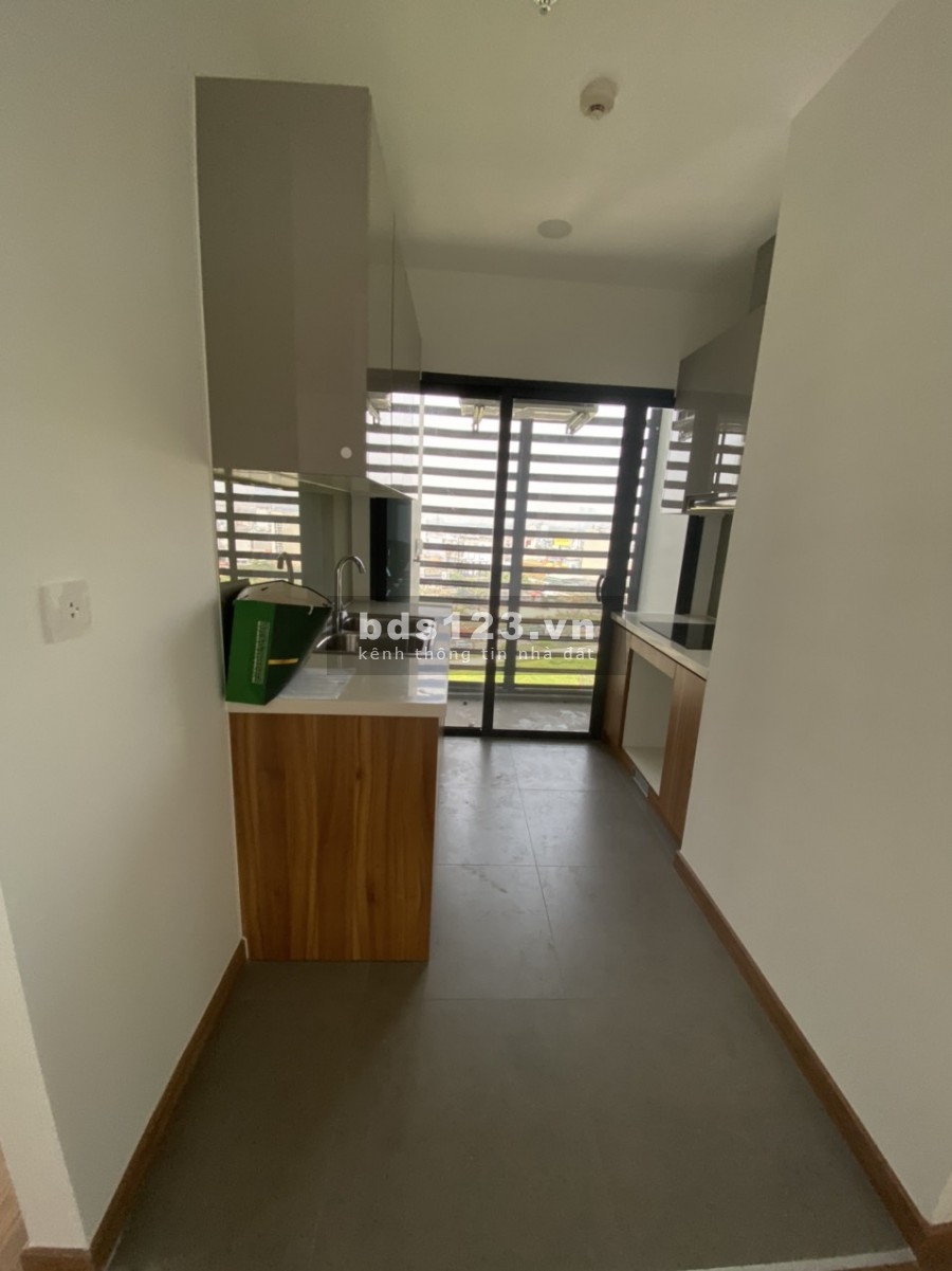 Cần bán gấp Eco Green 2PN 65m2 tầng cao view thoáng giá 3.29 tỷ bao phí. O9O2993511