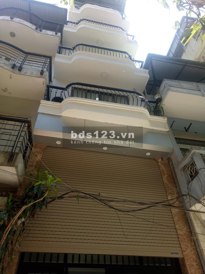 Chuyển công tác bán nhà phố Trần Hưng Đạo, Hoàn Kiếm 7 tầng đúc, dt 53m2, giá 17.5 tỷ, ngõ ô tô