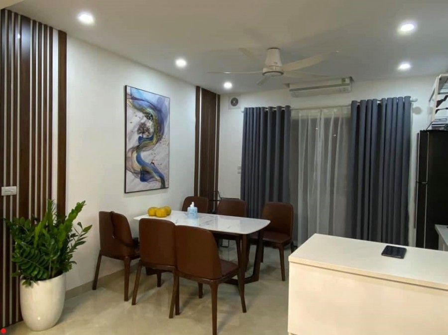 Phố Lê Trọng Tấn, 32M2, 4T, 5.3 Tỷ, Ở Luôn, Ô Tô Vào Nhà, Kinh Doanh Đỉnh.