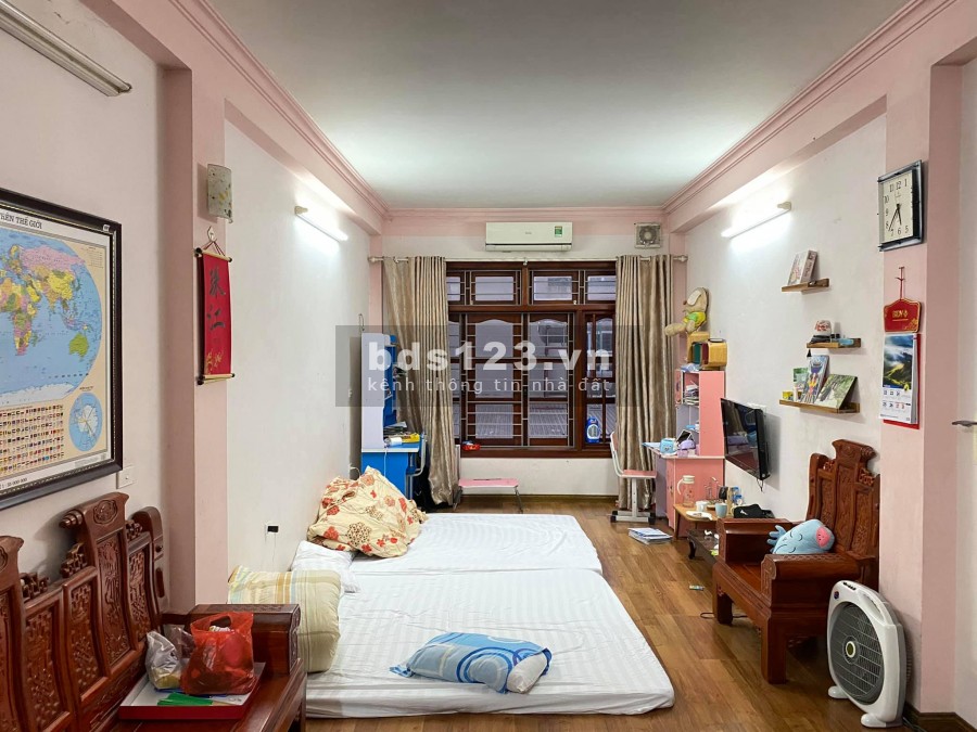 COVID BÁN NHÀ HOÀNG MAI VÀI BƯỚC Ô TÔ TRÁNH NGÕ 3 GÁC 42M2 5…