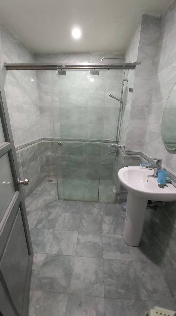 NHÀ CẦN BÁN PHỐ BÀ TRIỆU, NGUYỄN TRÃI, HÀ ĐÔNG, Ô TÔ ĐỖ CỬA, NHỈNH 4 TỶ
