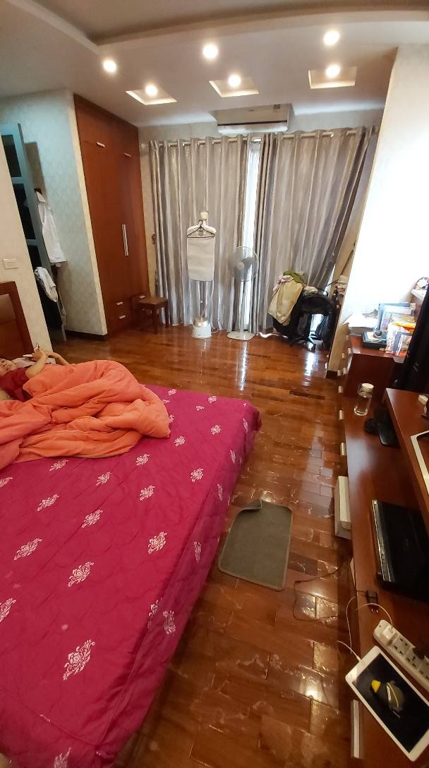 NHÀ CẦN BÁN PHỐ BÀ TRIỆU, NGUYỄN TRÃI, HÀ ĐÔNG, Ô TÔ ĐỖ CỬA, NHỈNH 4 TỶ