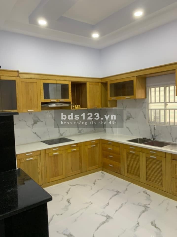 Cần Bán nhà HẺM XE HƠI 6M an ninh cao, yên tĩnh, nhà mới 4 tầng thiết kế hiện đại.