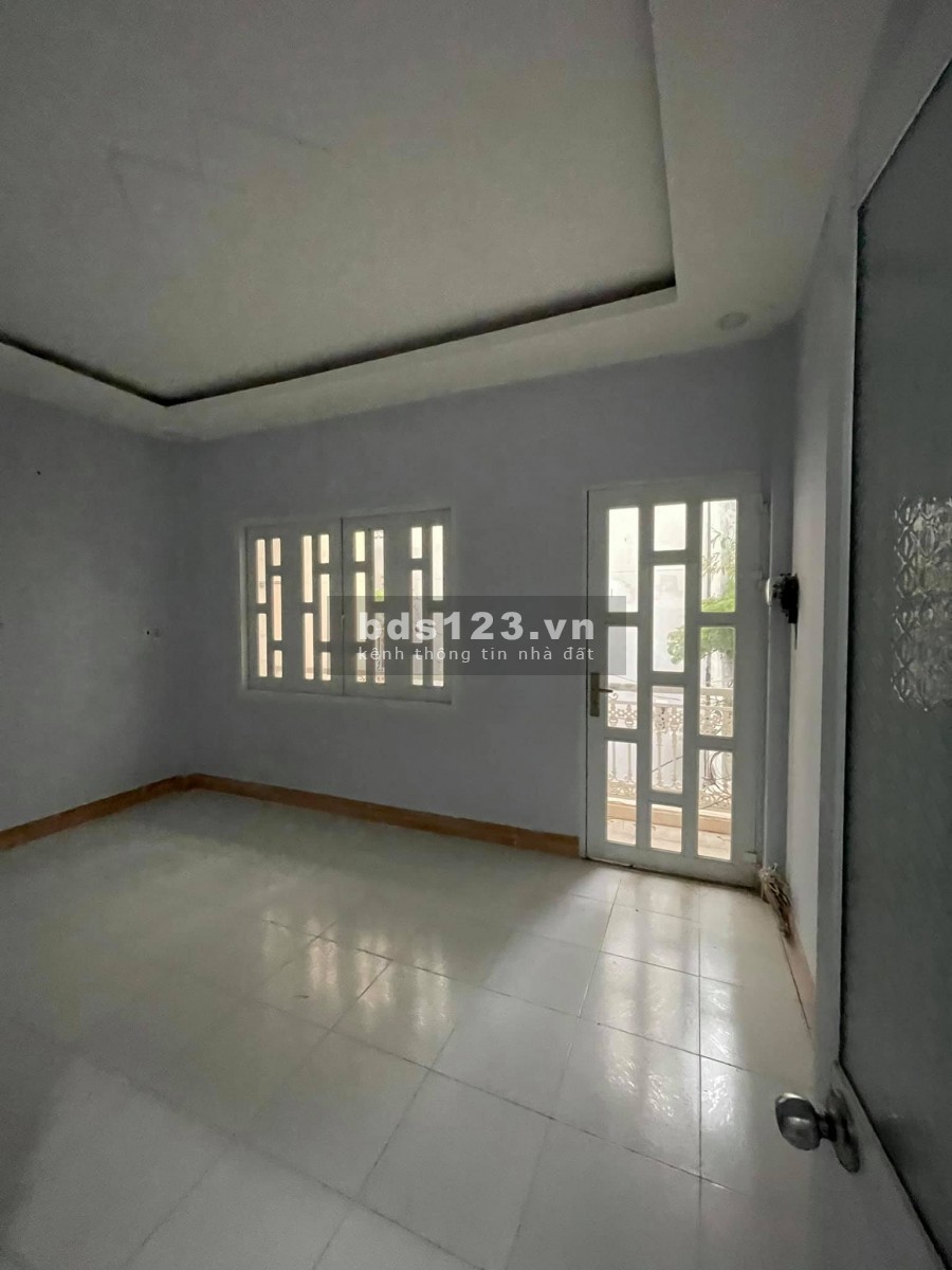 Bán nhà ĐẤT THÁNH,P6 Tân Bình,giáp Q10, 84 m2, ngang 4.6m chỉ 6 tỷ 3 TL