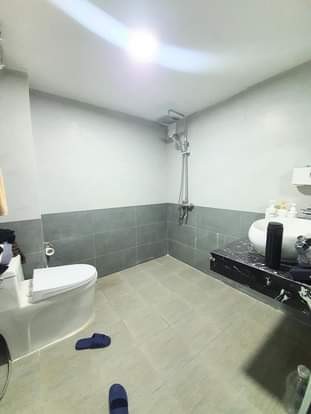 Bán Nhà Mới 6 Tầng Thang Máy Xin Sò Trần Khát Chân 48m2 6.6 tỷ Hai Bà Trưng
