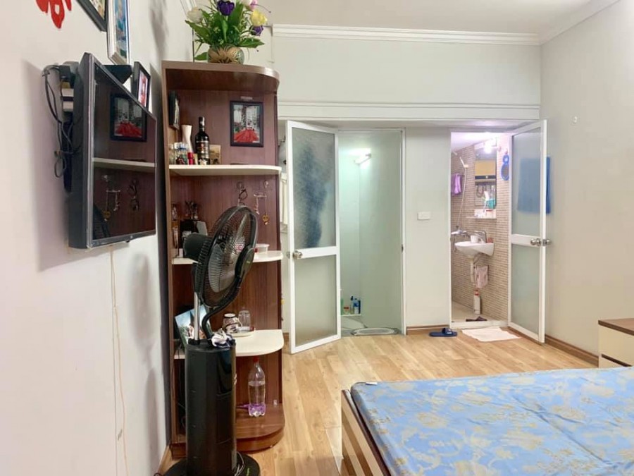Anh Chủ nhờ bán nhà Bạch Đằng, HBT, HN 4T mt 3.4 3PN 1.95 tỷ