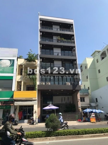 Nguyễn Thiện Thuật mt 8 x 9 trống suốt 5L