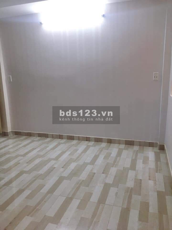 GIẢM 100 TRIỆU PHAN VĂN TRỊ QUẬN BÌNH THẠNH DT 18 m2 GIÁ 1 tỷ 95