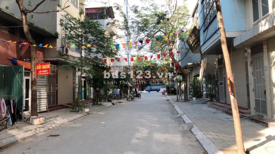  NHÀ ĐẸP LONG LANH NHẤT PHỐ, KINH DOANH CHO THUÊ THÌ KHỎI NÓI,Ô TÔ TRÁNH, PHỐ SẦM UẤT HÀ ĐÔNG. GIÁ HƠN 7 TỶ
