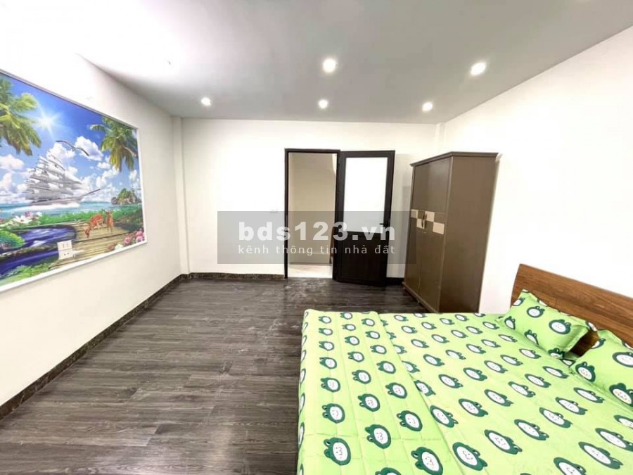 Mình bán nhà Ngũ Nhạc, 32m2x 4 tầng. Giá 2.499 tỷ có TL mạnh.