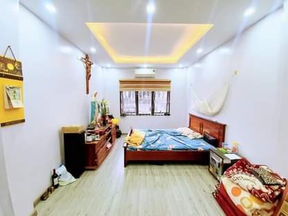 Bán Nhà Mới 6 Tầng Thang Máy Xin Sò Trần Khát Chân 48m2 6.6 tỷ Hai Bà Trưng