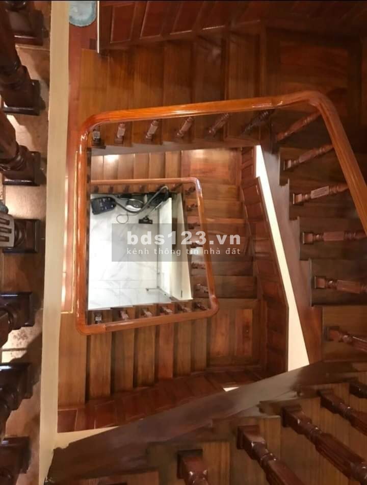 Tuyệt Đỉnh An sinh, Phố Lâm Du, ngõ rộng thông, 42m2, chỉ 3.7 tỷ