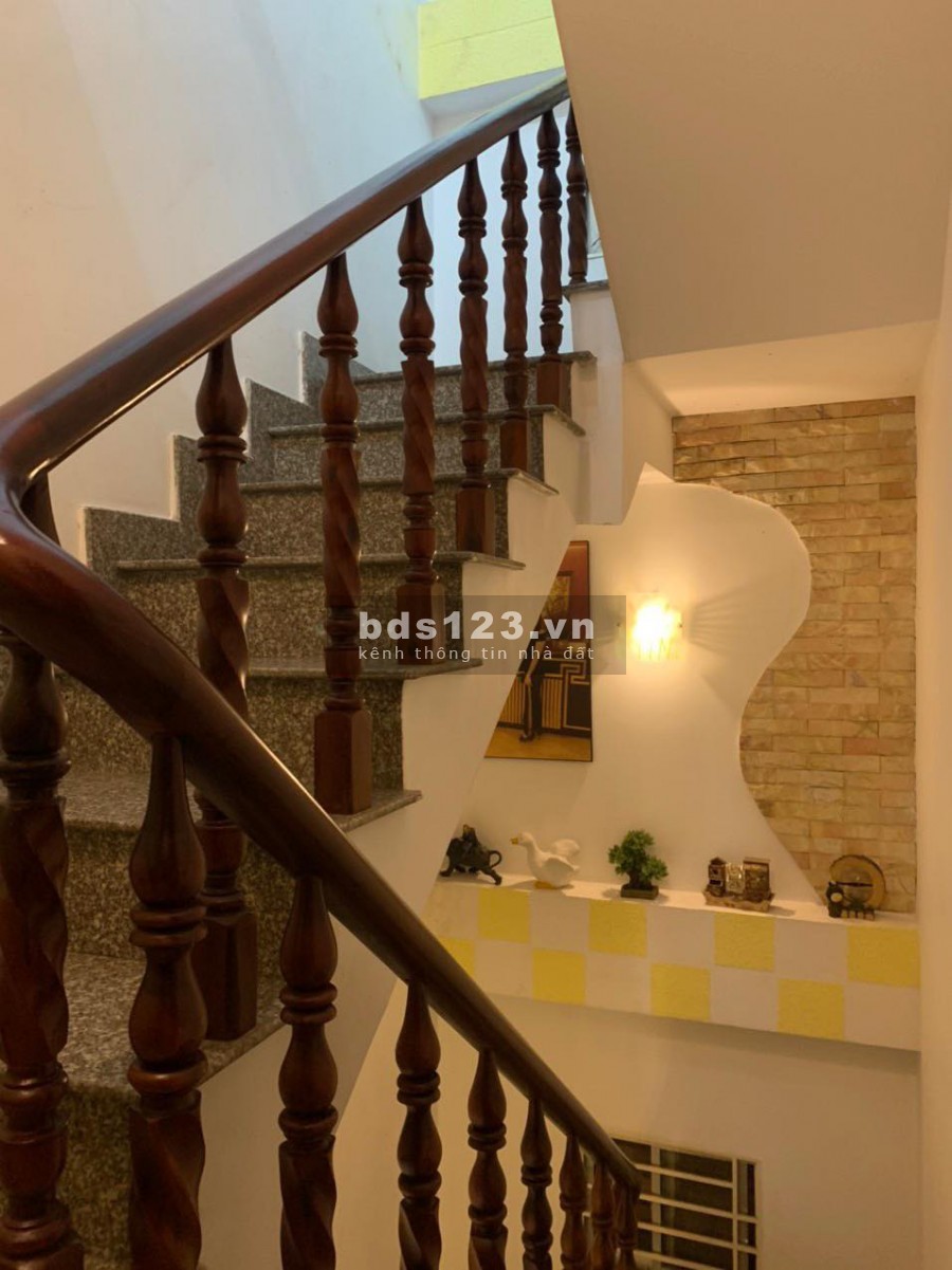 Gấp bán nhà 4 Tầng BTCT tại Bình Thạnh giá 4.3 tỷ