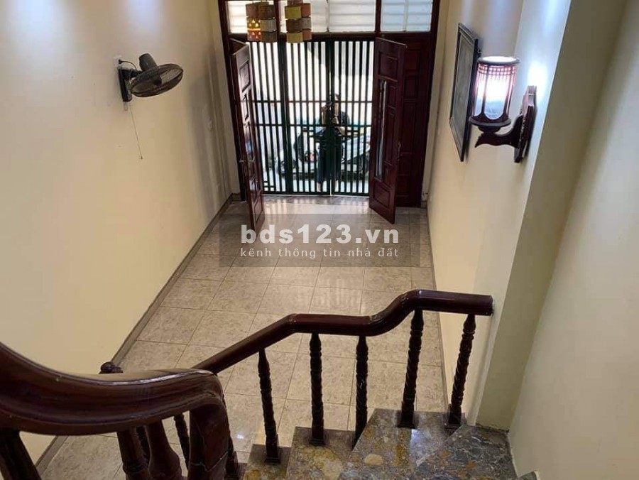 Mỗ Lao 75m 4 tầng đẹp, mặt ngõ đường thông ô tô đỗ 30m chỉ 4 tỷ