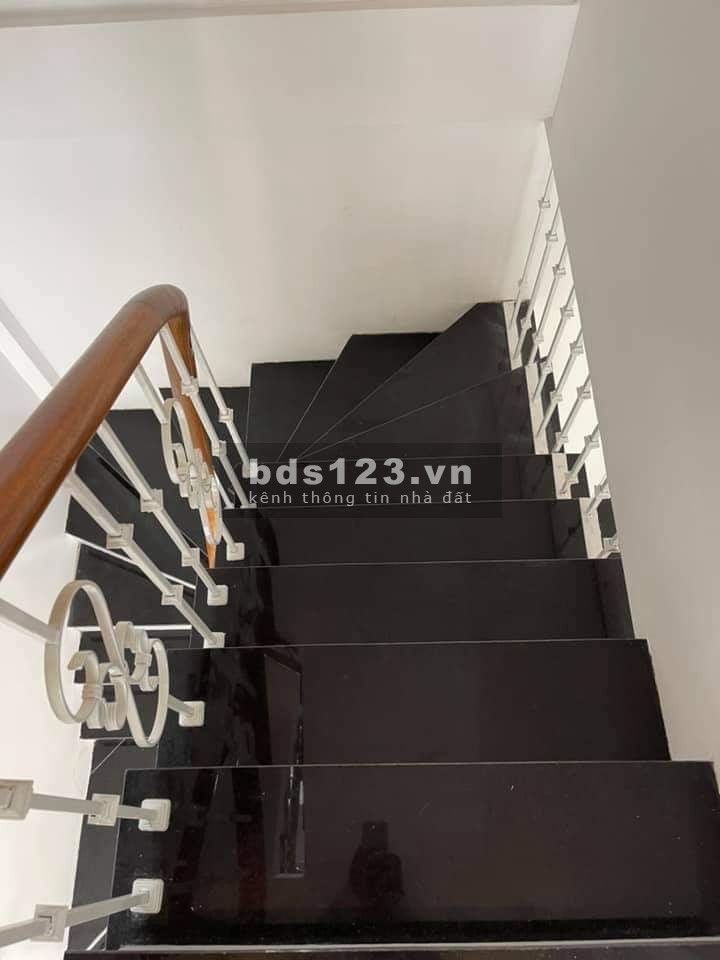 SIÊU VIP CẦU GIẤY- AN SINH TUYỆT VỜI Ô TÔ ĐỖ NGÀY ĐÊM