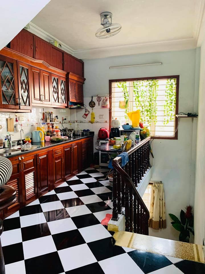Bán Nhà Vương Thừa Vũ 37m2x5T, Ô Tô Tránh, KD Sầm Uât, Khu Phân Lô Dân Chí Cao 5.5 Tỷ