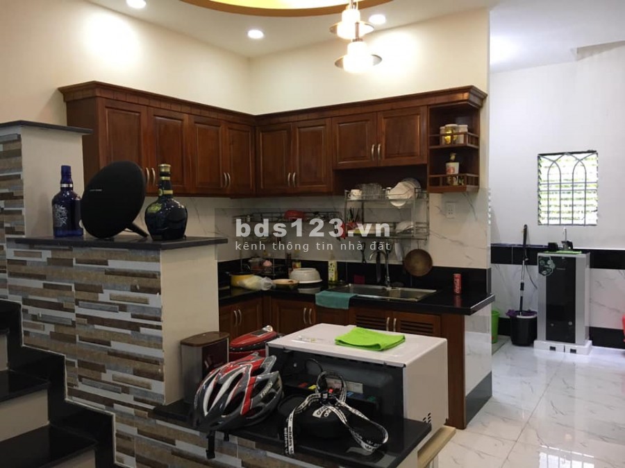 (Quận 12)Bán nhà đẹp, hxh, Tân Chánh Hiệp 10, bệnh viện Q12, dt 56m2, 2 tầng, giá 3.68 tỷ