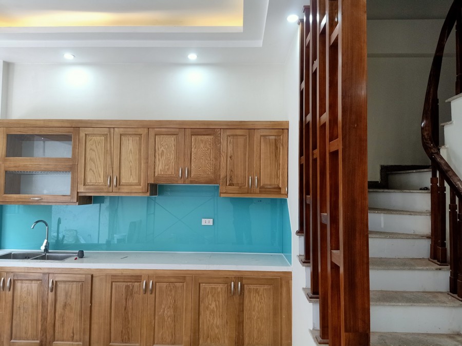 Bán Nhà Định Công Hạ 60m2x5T, Ô Tô Vào Nhà, Nhà Xây Mới Đẹp, Mặt Tiền Rộng 5.7 Tỷ