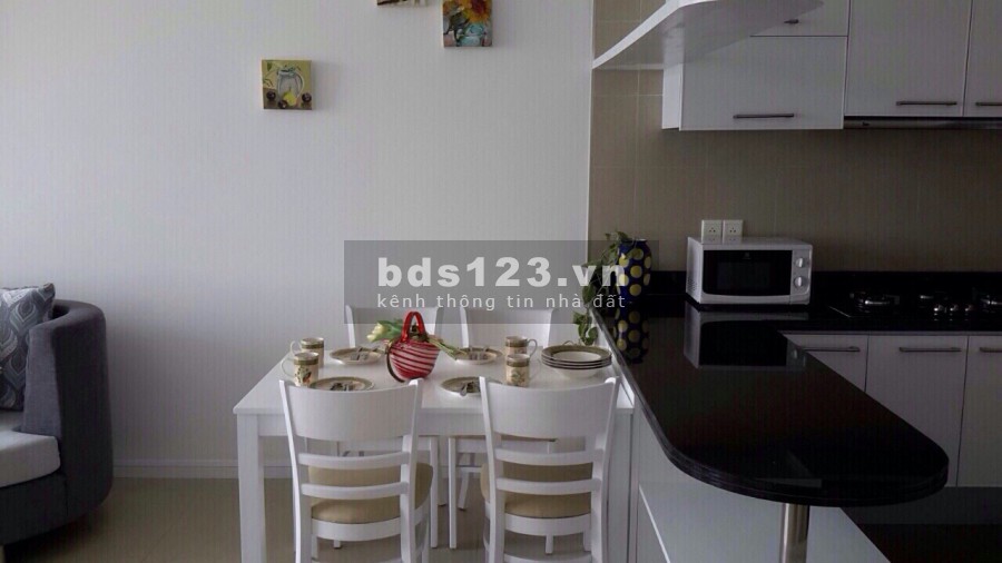 Quá rẻ cho căn 2pn full nội thất tại Saigon Pearl giá 4.7 tỷ full nội thất có sổ bao hết thuế phí