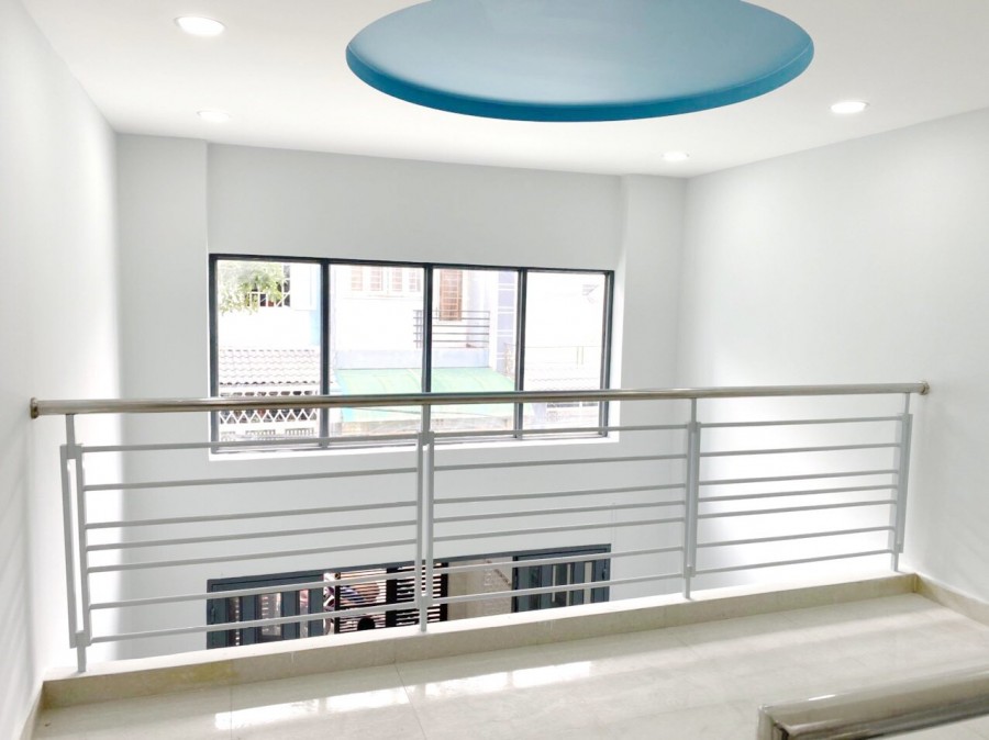 Nhà vị trí đẹp hẻm 5m 184 Âu Dương Lân F3 Q8