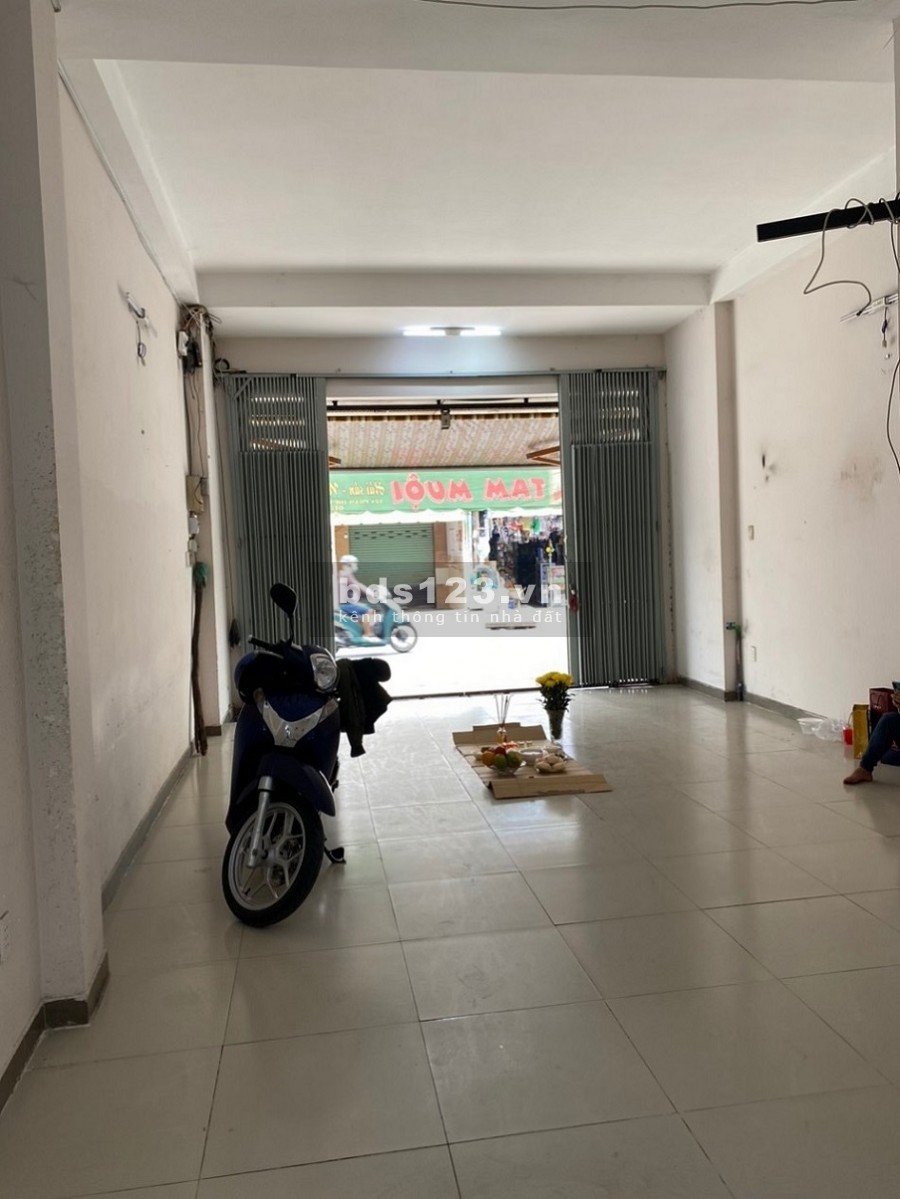 Bán nhà 5x20m, 2 lầu, MT Phạm Thế Hiển, đang cho thuê 20tr/tháng