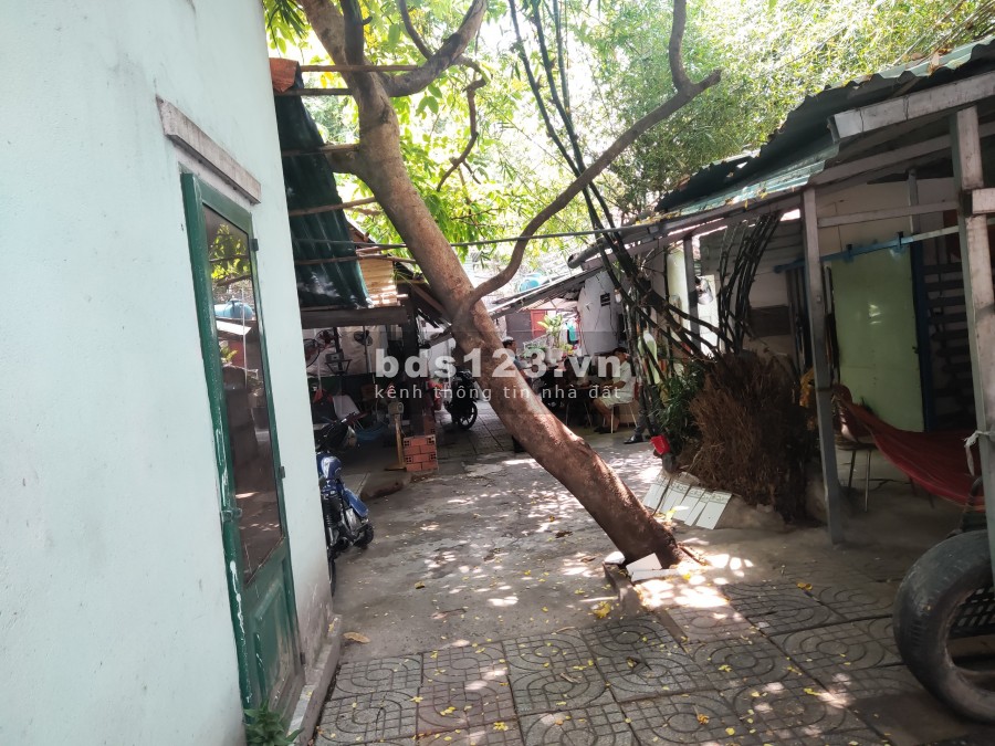 Mặt tiền Hồ Bá Phấn 15x25, Phước Long A, gần Tây Hoà, 2 mặt tiền trước và sau