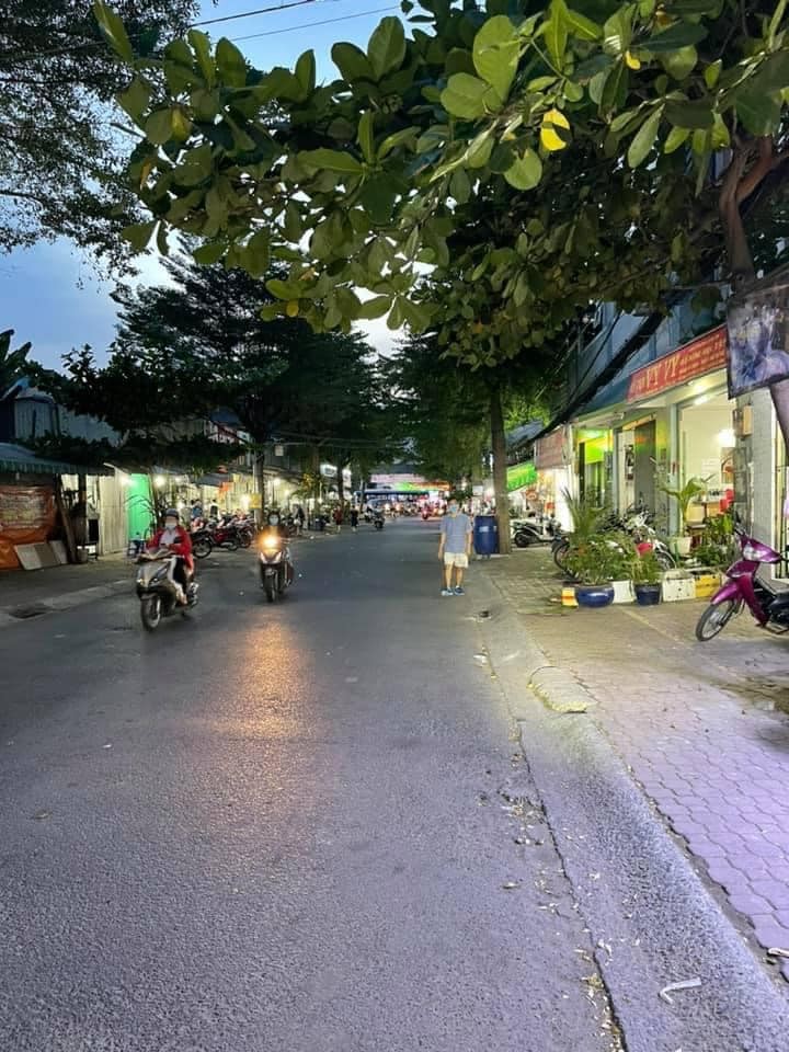 SỐC . 61m2, đường 33 P. Tân Kiểng Quận 7, 1T1L BTCT giá 6,3 tỷ