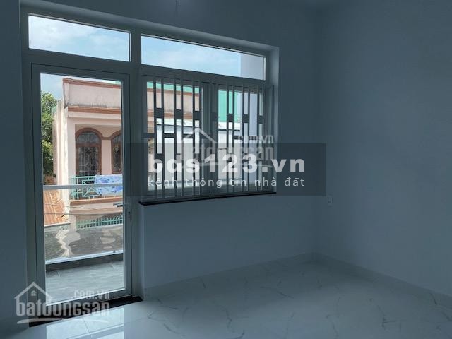 Cần bán nhà DT 71m2, 1 trệt 1 lầu, giá 5.6 tỷ, hẻm xe hơi, Phường Bình Trưng Đông, Quận 2